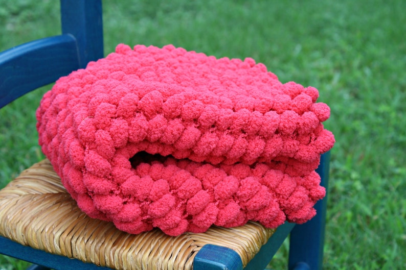 Pom Pom Blanket Photo Prop Red Christmas Holiday Newborn Photo Etsy