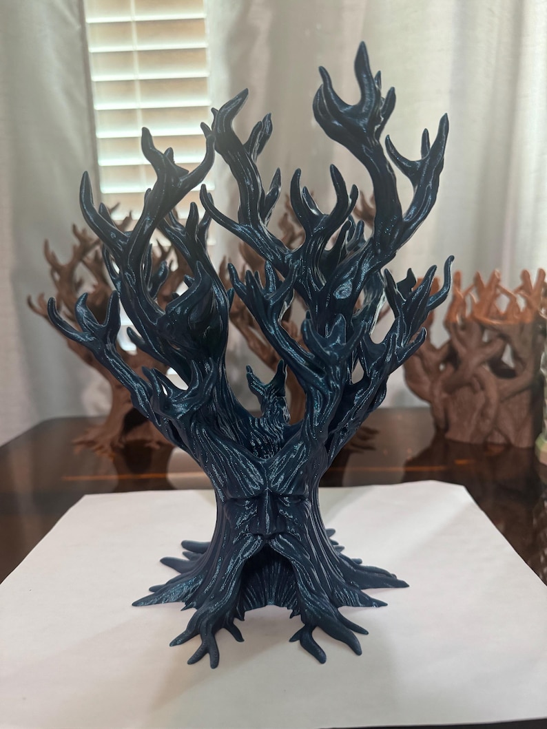 Torre y expositor de dados Treant: Capacidad para 21 dados, juego de rol DnD Azul