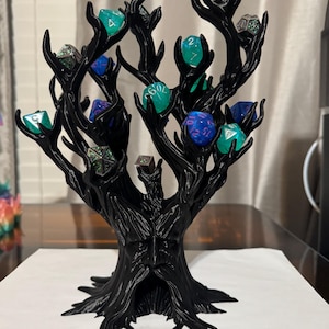 Torre y expositor de dados Treant: Capacidad para 21 dados, juego de rol DnD Negro