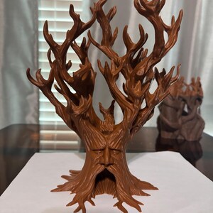 Torre y expositor de dados Treant: Capacidad para 21 dados, juego de rol DnD imagen 14