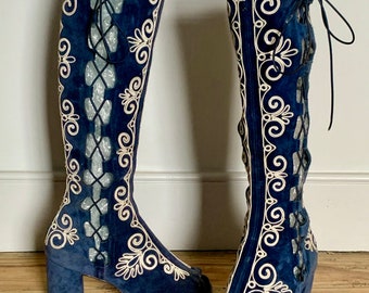 SOLD Rare Vintage 1960’s Boots // Blue Suede White Scroll Design Cord Embroidery // Lace Up Corset Sides Peep Toe // Courtney Love