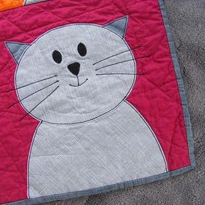 Cats Quilt Applique Pattern Workshop easy PDF pattern for beginners, uses Quilt As You Go and fusible adhesive image 5