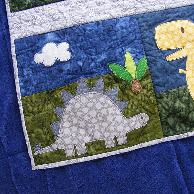 Dinosaur Applique Quilt Pattern easy PDF pattern for beginners, uses Quilt As You Go and fusible adhesive image 3