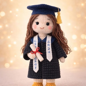 Amigurumi Graduation Doll Crochet Pattern, Keepsake Gift (PDF Pattern)