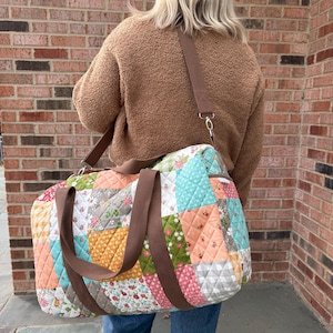 Handmade Quilted Patchwork Duffel Bag (Large) - Farmer’s Field Flowers