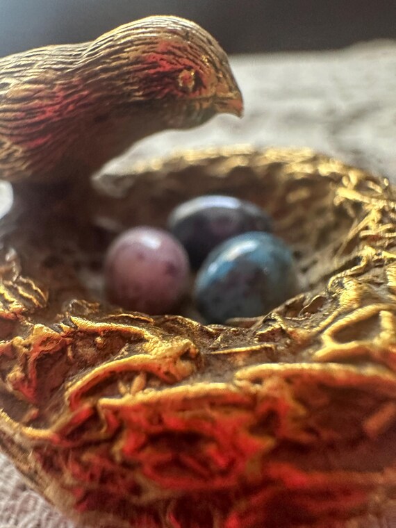 Solid Perfume in Bird’s Nest