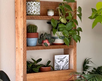 Estantería de pared de madera de cicuta hecha a mano / Decoración flotante rústica de estilo granja