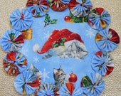 Christmas Kitty Naps 8.5 quot Yo Yo Doily - Blue