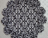 Black and White Damask 8.5 quot Yo Yo Doily