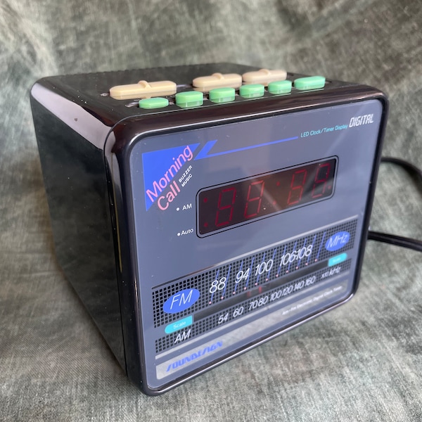 Vintage 1980's SounDesign #3634 Cube Morning Call AM/FM Radio and Digital Alarm Clock WORKS! , audio, obsolete tech
