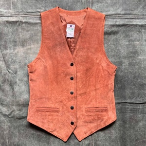 1980’s Brown Split Pig Skin Suede Leather VEST with Nylon lining Outerwear size S Chest 32 Motorcycle Workwear Waistcoat Club Coconut Grove