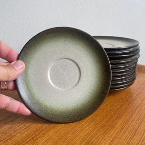 Vintage Heide Keramik 6 Zoll Untertasse Rimline Sea & Sand Muster. 12 Verfügbar, Edith Heath Studio Keramik California Stoneware
