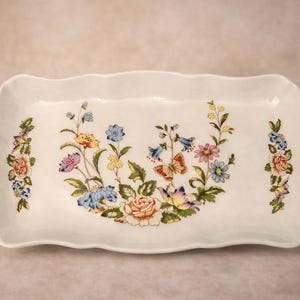 Ainsley Cottage Garden Sandwich Tray