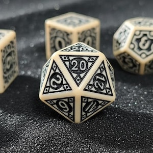 Oude perkamenten DnD-dobbelstenenset | Black Gothic D&D Dice-cadeaus voor DM-RPG | 7-delige accessoires voor kerkers en draken | D20 polyedrische dobbelstenensets