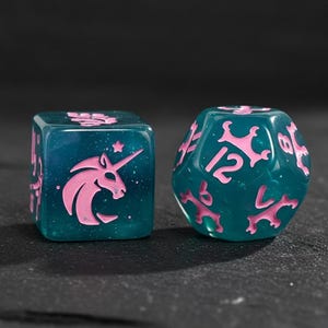 Blue Magical Unicorn DnD Dice Set | Bubblegum D&D Dice Gifts for DM RPG | 7 Pcs Dungeons and Dragons Accessories | D20 Polyhedral Dice Sets