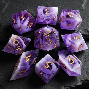 Purple Cloudy Swirl DnD Dice Set | Gold D&D Dice Gifts for DM RPG | Dungeons and Dragons Accessories with Dice Box | D20 Polyhedral Dice Set