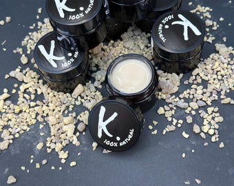 Una crema eficaz para eliminar las arrugas faciales y reafirmar la piel; es 100% natural.