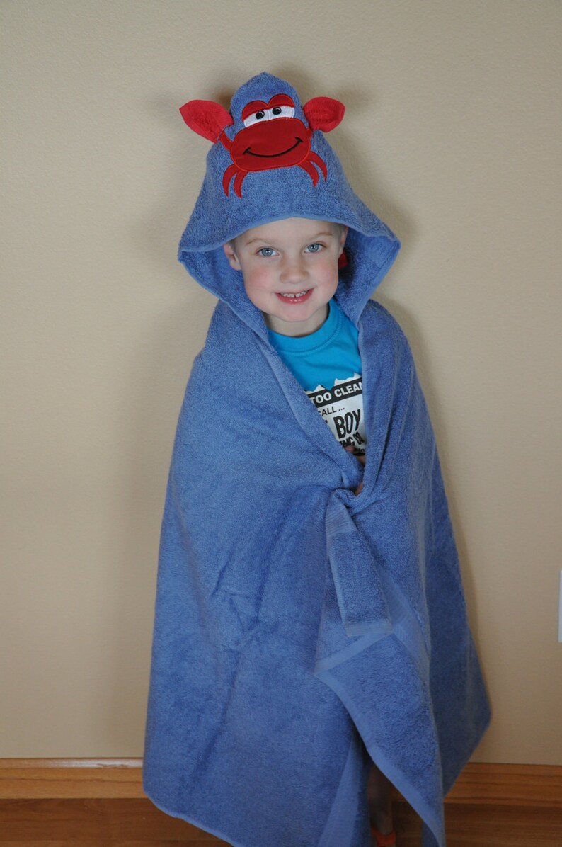 Crab Hooded Towel image 2