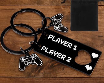 ゲーマーカップルキーホルダーセット – ゲーマーカップルへのギフト、ブラック＆シルバーのペアキーホルダー、彼と彼女への記念日ギフト