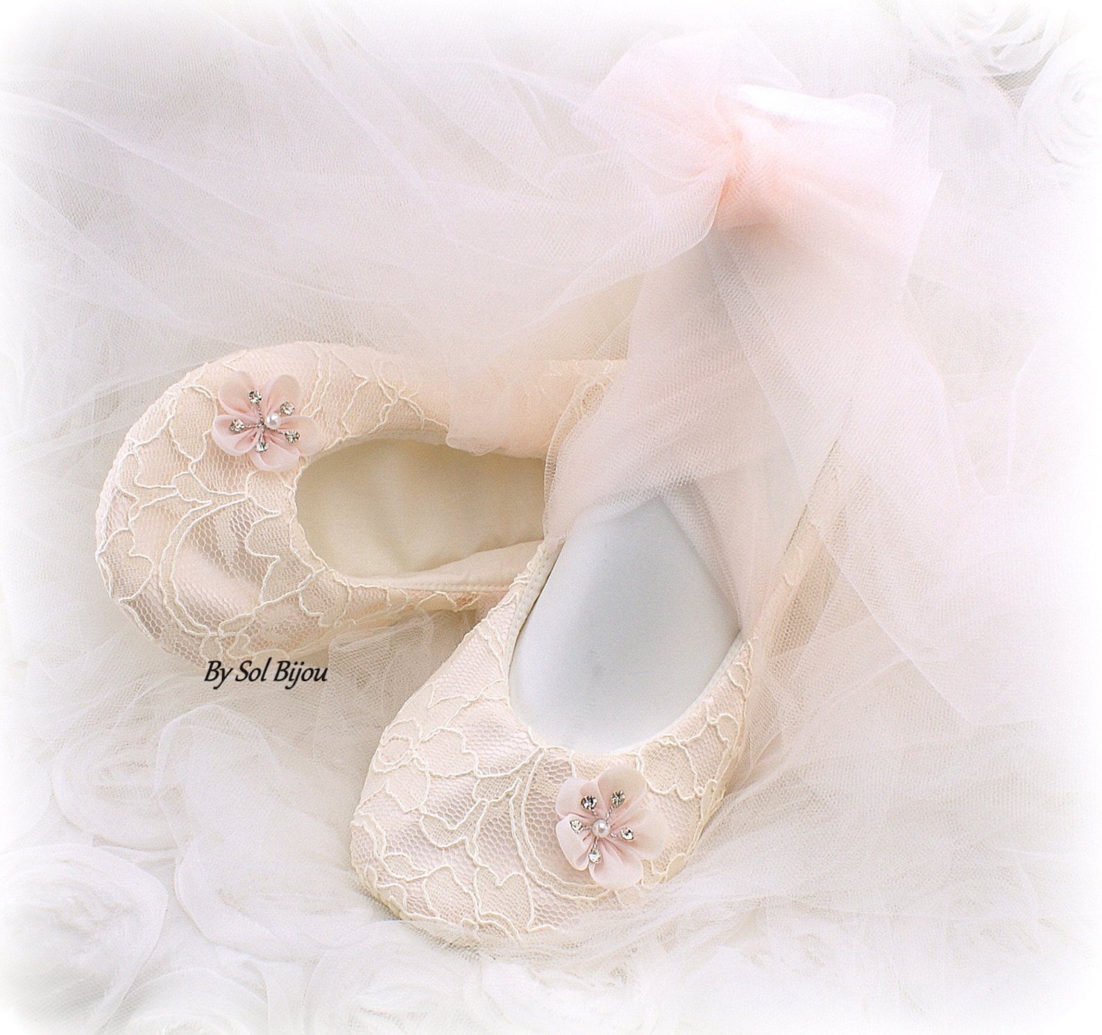 ivory girl flats,ivory,ballet flats,flower girl flats,ivory ballet flats,bat mitzvah,confirmation flats,first communion,shoes,gi