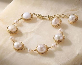 Draadgewikkelde zoetwaterparelarmband in goud, verstelbare parelsieraden