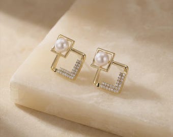 Geometrische pareloorbellen, 14 kt vergulde architectonische studs, statement sieraden pavé zirkonia