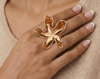 Mokka-magnoliaring | Verstelbare chocolade-emaille bloemenband