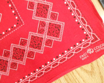 Vintage antik röd ELEFANT TRUNK UP snabb färg tillverkad i USA bomull Biker Bandana näsduk 17" liten näsduk storlek