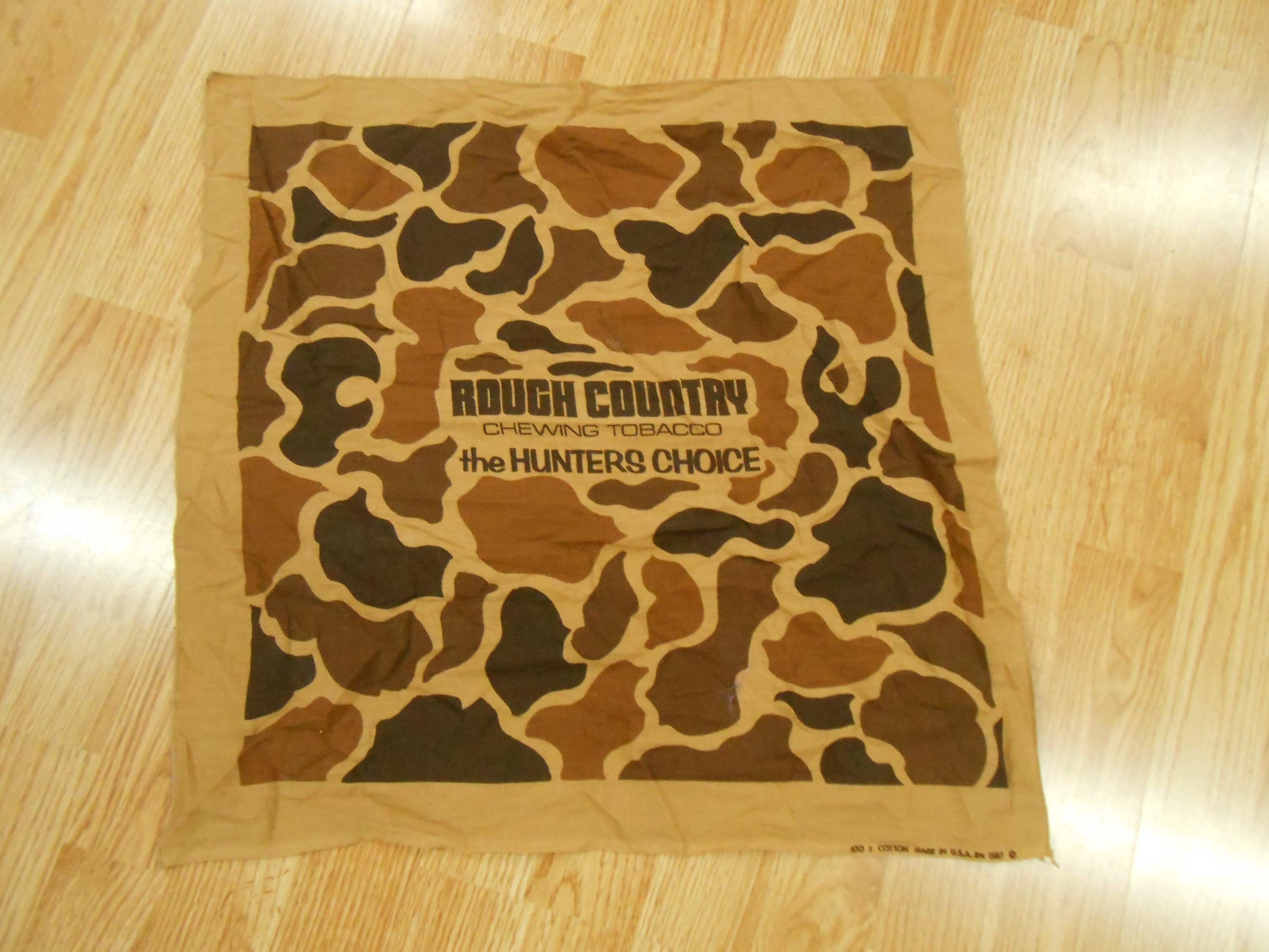 Vtg antique BROWN CAMMO Chewing TOBACCO Rough Country Hunters Choice  camouflage cotton biker UsA Western Biker Bandana kerchief hanky 20