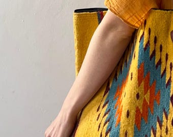 Handmade wool bag • large 35 x 45 cm • made in Oaxaca