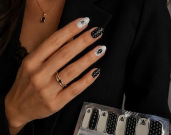 Gothic Spider Nail Wraps | Black & White Halloween Nail Stickers | Jean White Nail Wraps™ (16)