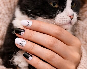 Black White Cat Nail Wraps – Playful Feline Animal Art (16 Wraps)