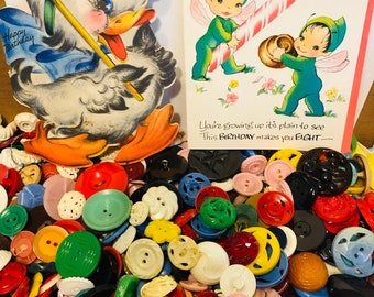 20 Random Vintage Fancy Fifties Plastic Buttons - Bulk, Mixed Lot - Retro