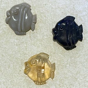 Vintage Plastic Kiddie Buttons - Fish, Angel Fish - Goofy, Realistic - 1 Button, You Choose Color