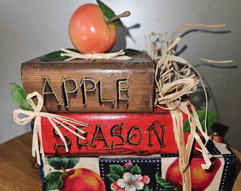Apple Shelf Sitter