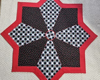 Cherry Table Topper