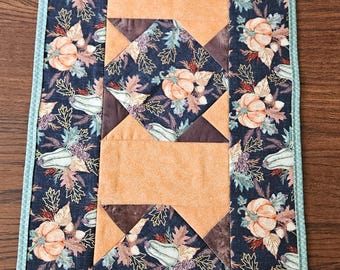 Fall Pumpkin Table Runner