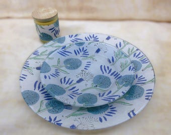 Dining set,matching  candle, hand crafted, vintage fabric backedic backed,4oz floral candle Dinner/10.5",salad plate 7.5" impressive gift.
