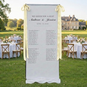 Plan miejsc siedzących z lnu, plan miejsc siedzących z tkanin weselnych, dekoracja wesela w stylu boho, baner ślubny w ogrodzie, spersonalizowany przewijak listy gości