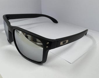 New*Oakley Holbrook Black Frame Polarized Sunglasses - Unisex Sunglasses UV400