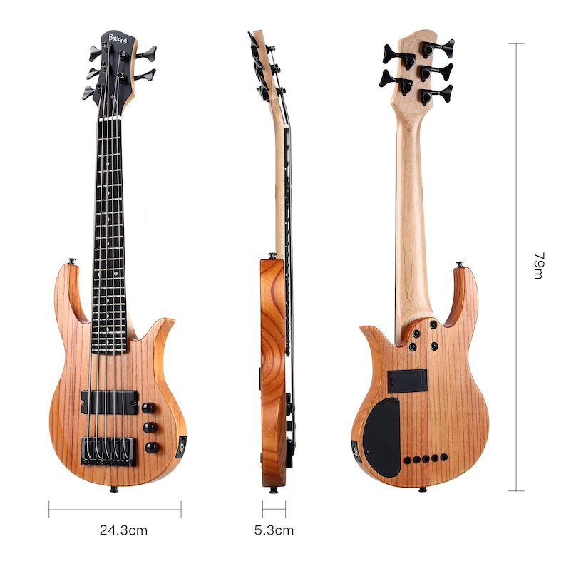 K&ouml;nnte beinhalten: Ein h&ouml;lzerner Bassgitarre mit nat&uuml;rlichem Finish, aus drei Blickwinkeln gezeigt. Die Gitarre ist 79 cm hoch, 24,3 cm breit und 5,3 cm dick. Sie hat schwarze Stimmwirbel, Saiten und Tonabnehmer. Der Markenname "Backing" ist auf der Kopfplatte sichtbar.