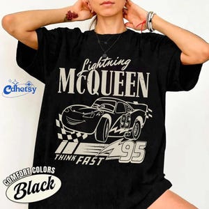 Camiseta Disneyland Cars Lightning McQueen Sally, Camiseta vintage Comfort Colors, Camisetas a juego para parejas, Top retro de carreras Pixar, Regalo para él imagen 2
