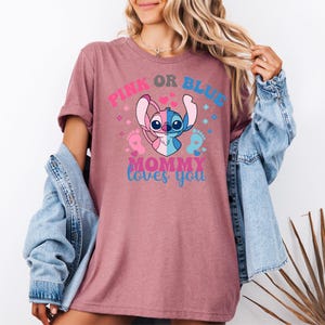 Camiseta de revelación de género de Disneyland Stitch Angel, rosa o azul, camisetas familiares a juego para baby shower de Disneyland, camiseta para mamá y papá primerizos imagen 4