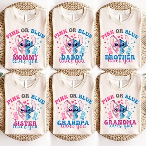 Camiseta de revelación de género de Disneyland Stitch Angel, rosa o azul, camisetas familiares a juego para baby shower de Disneyland, camiseta para mamá y papá primerizos imagen 1