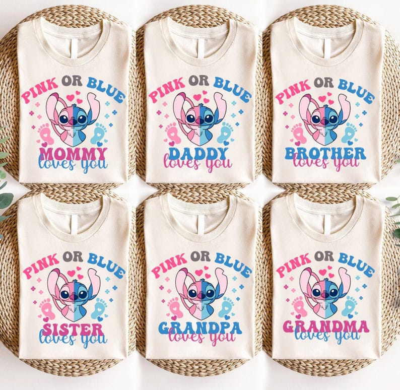 Camiseta de revelación de género de Disneyland Stitch Angel, rosa o azul, camisetas familiares a juego para baby shower de Disneyland, camiseta para mamá y papá primerizos imagen 1