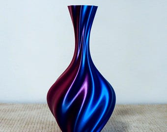 Gradient Spiral Vase – Modern Sculptural 3D Printed Flower Vase Decor
