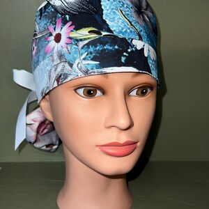 Ponytail scrub cap