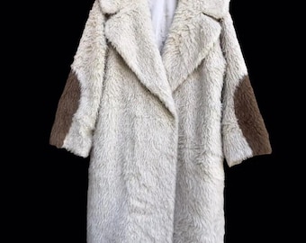 Tsumori Chisato Issey Miyake zware lange jas van imitatiebont