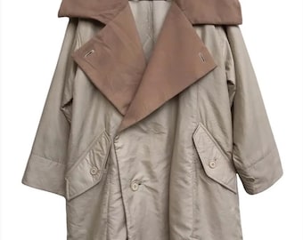 Abrigo holgado extragrande Achieve Windcoat de Issey Miyake