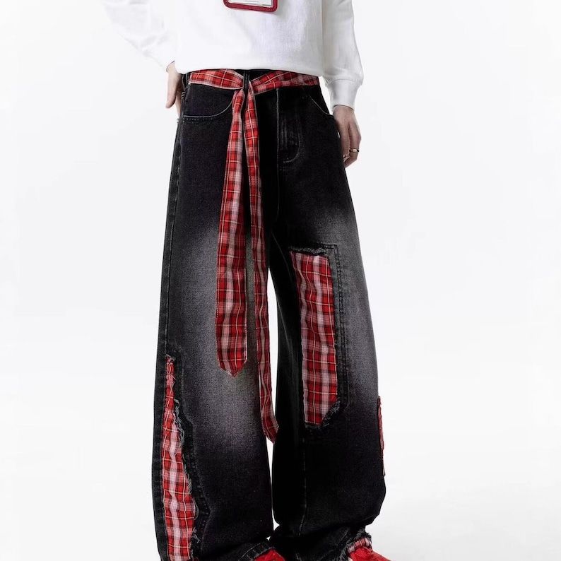 Plaid Patch Jeans | Wide Leg Denim Ribbon Detail | Daily Wear | Y2K Street Style

Wide leg denim jeans with plaid patch design and ribbon detail, perfect for casual outfits and Y2K street style fashion.